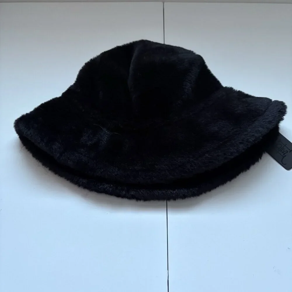 Ed Hardy O/S Black Y2K 90s Grunge Skull Tattoo Love Faux Fur Bucket Hat NWT